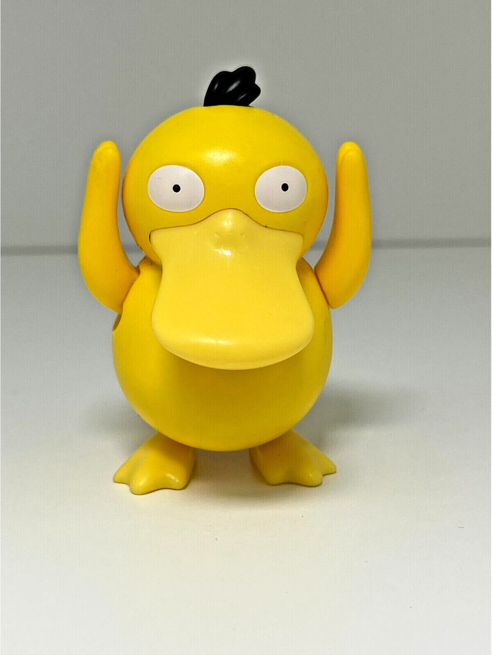 Pokemon Psyduck Figure 2018